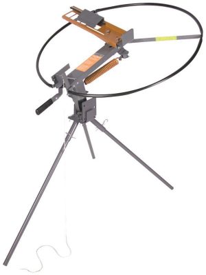 https3A2F2Fmedia.chattanoogashooting.com2Fimages2Fproduct2FCM409062FCM40906.jpg Champion SkyBird 3/4-Cock Trap with Tri-Pod